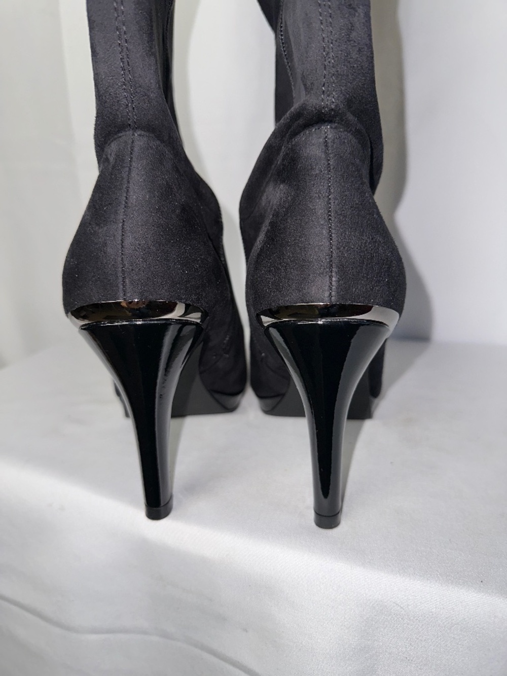 Womens Tahari Black Boot - New in box!